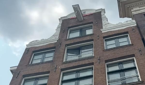 choose a hotel
